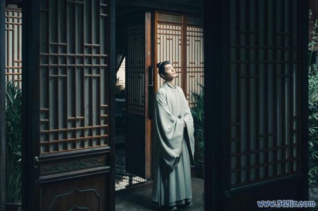 瓦解《藏海传》：“恶童”藏海的心境线为什么进展这样快？ 复杂身世下的情愫纠葛